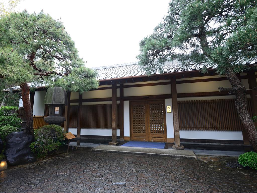 Atami Sekitei Hotel Exterior photo