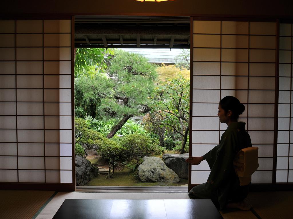 Atami Sekitei Hotel Exterior photo